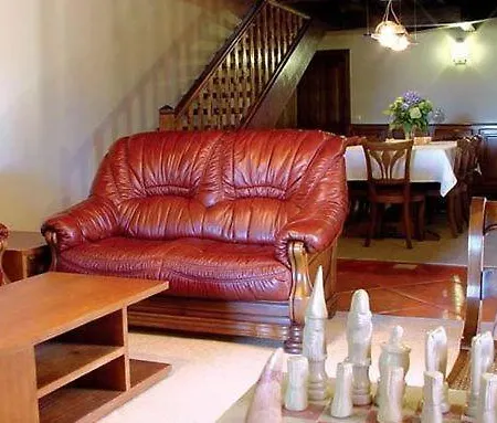 Villa Splendid 6 Bedrooms Coura Coura Valley Views Ping Pong Pool Table *