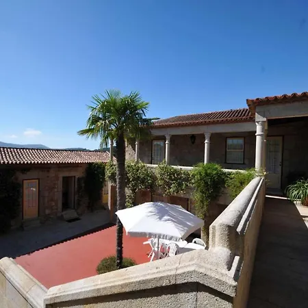 Splendid 6 Bedrooms Coura Coura Valley Views Villa *