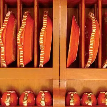 Splendid 6 Bedrooms Coura Coura Valley Views 빌라